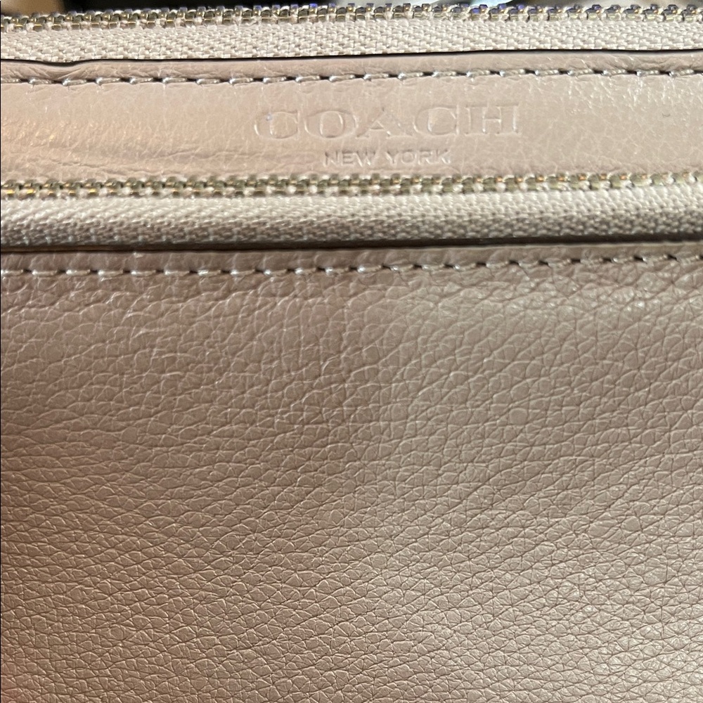 Coach Spacious Gray Leather Wallet/Wristlet